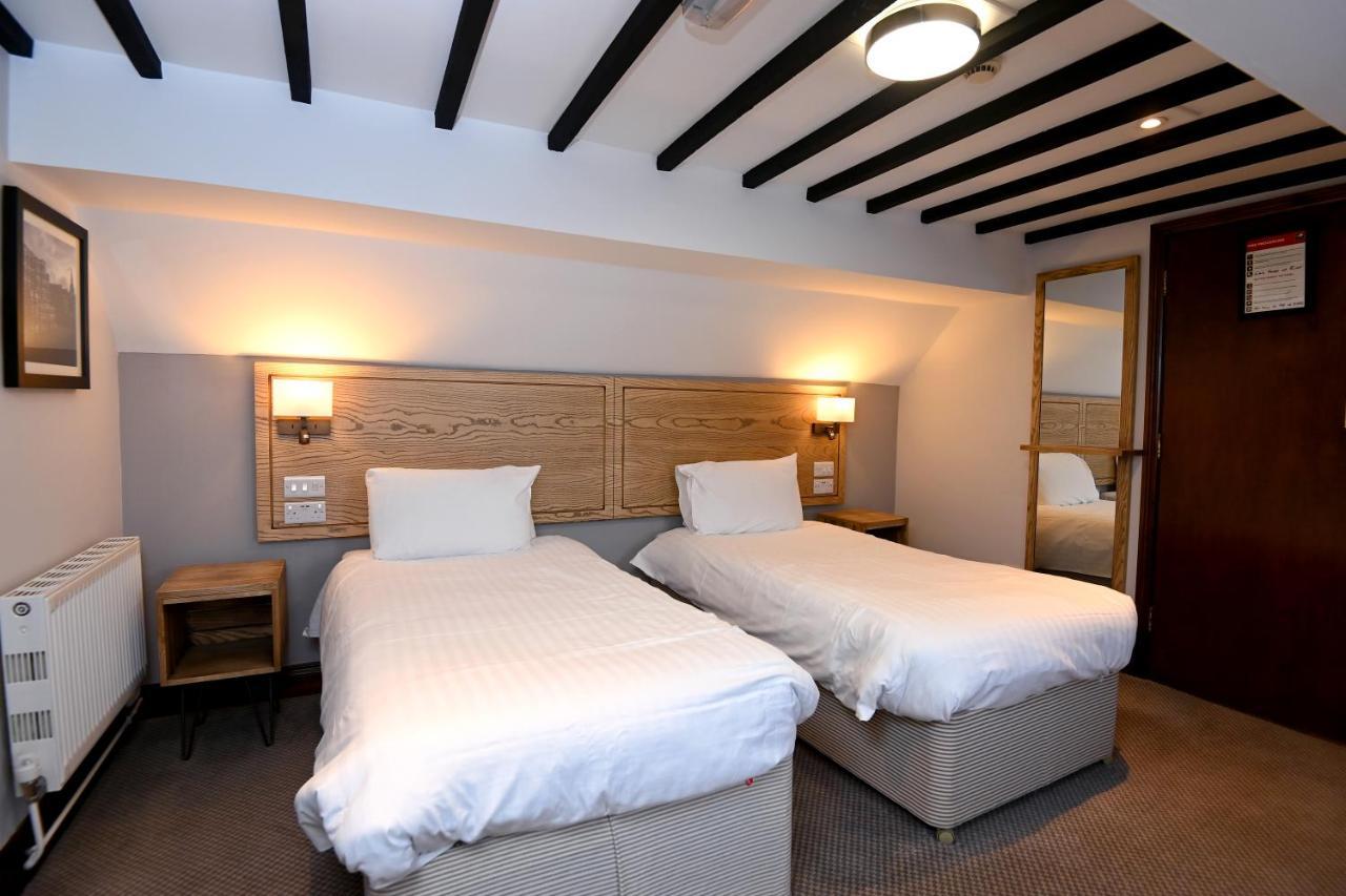 Swan, Thatcham By Marston'S Inns Extérieur photo